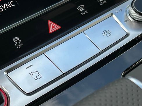 New 2026 Audi SQ7 Premium Plus image 28