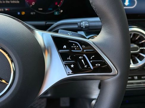 New 2026 Mercedes-Benz GLA 250 4MATIC image 18