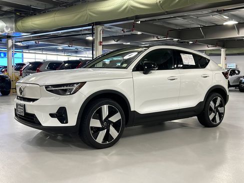 Used 2023 Volvo C40 P8 Recharge Ultimate AWD/4WD image 5