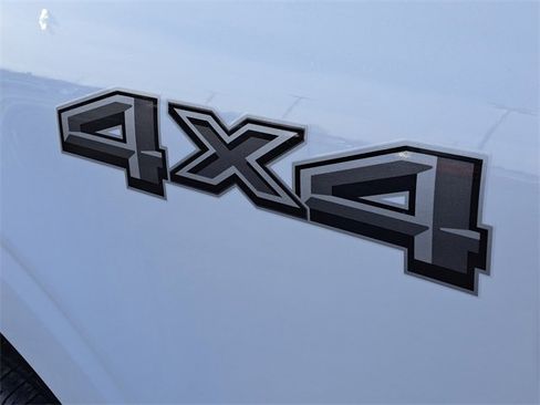 Certified 2022 Ford F150 XLT w/ Equipment Group 302A High image 6