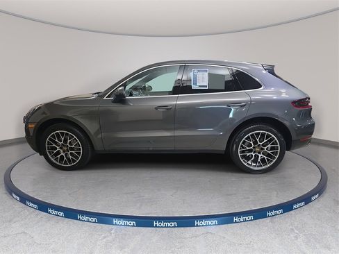 Used 2015 Porsche Macan S image 9