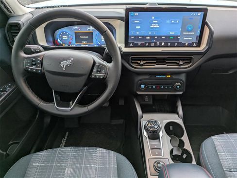 Used 2025 Ford Bronco Sport Heritage w/ Convenience Package image 17