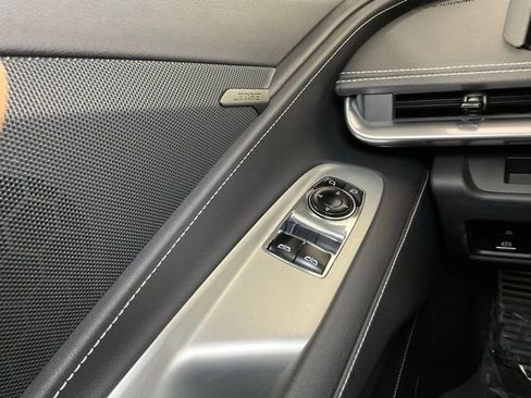 Used 2023 Chevrolet Corvette Stingray Coupe w/ 1LT image 16