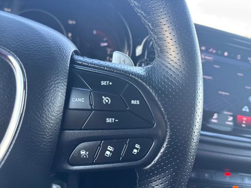 Used 2025 Dodge Durango R/T image 30