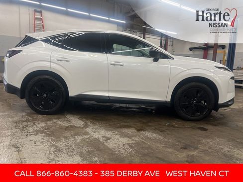 Certified 2025 Nissan Murano SV AWD/4WD image 6