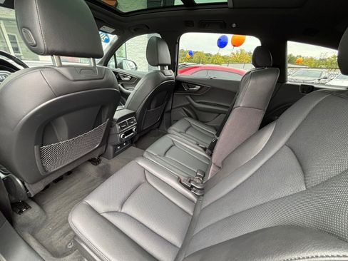 Used 2018 Audi Q7 3.0T Prestige w/ Prestige Package image 43
