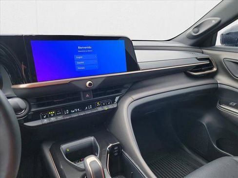 Used 2025 Toyota Crown Nightshade image 21