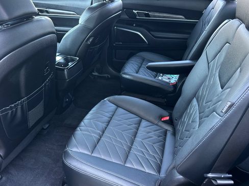 Used 2025 Kia Telluride SX X-Line AWD/4WD image 12
