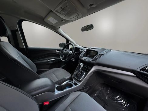 Used 2015 Ford C-MAX SE w/ Equipment Group 203A FWD image 15