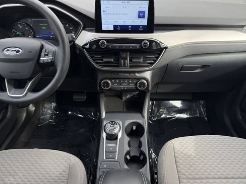 Used 2022 Ford Escape SE image 11