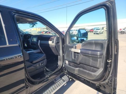 Used 2019 Ford F250 Lariat w/ Chrome Package AWD/4WD image 30
