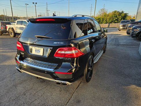 Used 2013 Mercedes-Benz ML 63 AMG 4MATIC image 6