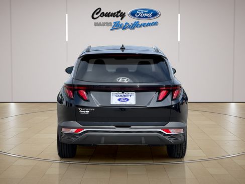 Used 2024 Hyundai Tucson SEL FWD image 11