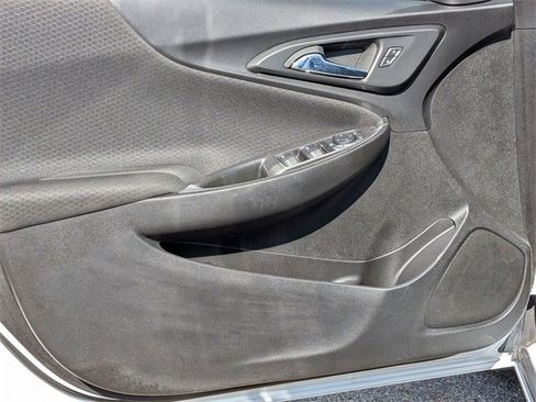 Used 2023 Chevrolet Malibu LT image 14