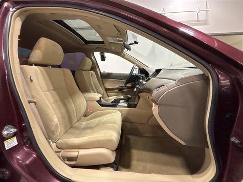 Used 2008 Honda Accord EX image 18