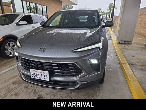 Certified 2025 Buick Encore GX Preferred image 2