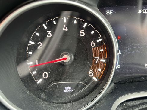 Used 2019 Jeep Compass Limited AWD/4WD image 16