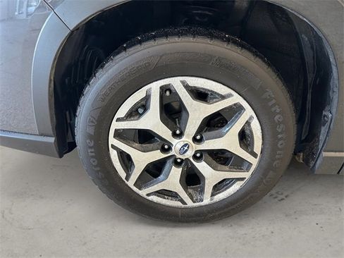 Used 2023 Subaru Forester Premium image 14