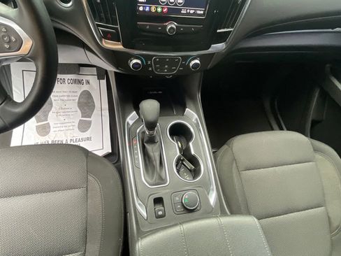 Used 2023 Chevrolet Traverse LT FWD image 52