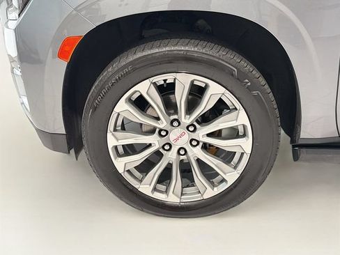 Certified 2022 GMC Yukon XL Denali AWD/4WD image 29