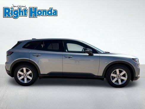 New 2026 Honda Prologue EX image 8