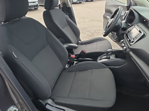 Used 2024 Nissan Kicks S image 10