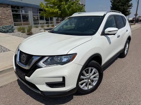 Used 2017 Nissan Rogue SV w/ SV Premium Package AWD/4WD image 1
