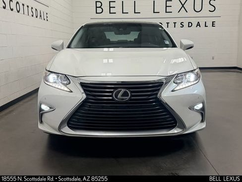 Used 2018 Lexus ES 350 w/ Navigation System Package FWD image 9
