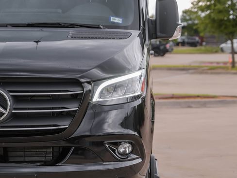 Used 2024 Mercedes-Benz Sprinter 3500 image 71