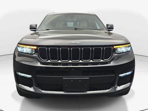 Used 2023 Jeep Grand Cherokee L Limited AWD/4WD image 5