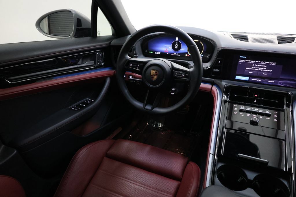 Used 2026 Porsche Panamera image 82