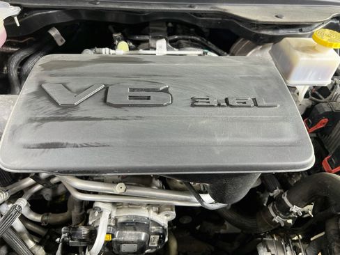 Used 2023 RAM 1500 Big Horn AWD/4WD image 28