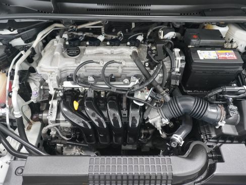Used 2020 Toyota Corolla XLE FWD image 28