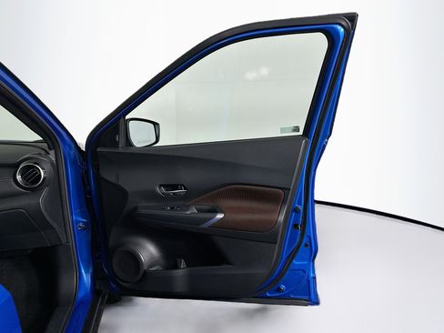 Used 2024 Nissan Kicks SR image 28