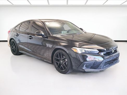 Used 2024 Honda Civic Sport image 3