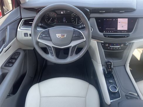 Used 2024 Cadillac XT5 Premium Luxury w/ LPO, Floor Liner Package AWD/4WD image 11