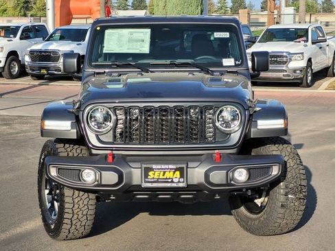 Used 2026 Jeep Gladiator Rubicon w/ Safety Group image 2