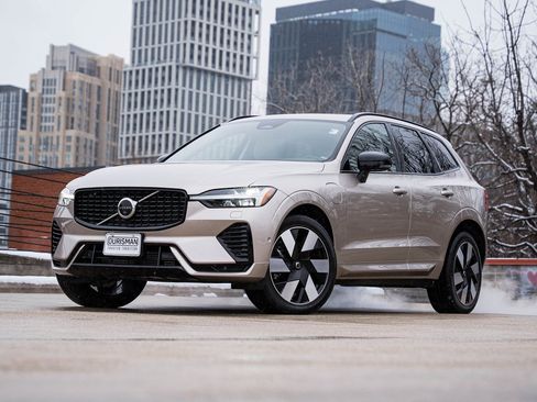 Certified 2025 Volvo XC60 T8 Ultra w/ Climate Package image 1
