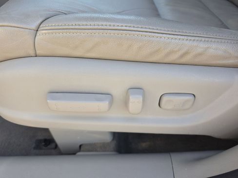 Used 2012 Honda CR-V EX-L image 10