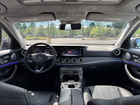 Used 2018 Mercedes-Benz E 300 4MATIC w/ Premium 1 Package image 20