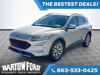 Used 2020 Ford Escape Titanium video 1