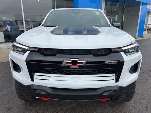 New 2026 Chevrolet Colorado ZR2 w/ Technology Package AWD/4WD image 5