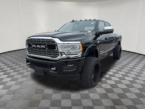 Used 2022 RAM 2500 Limited AWD/4WD image 11