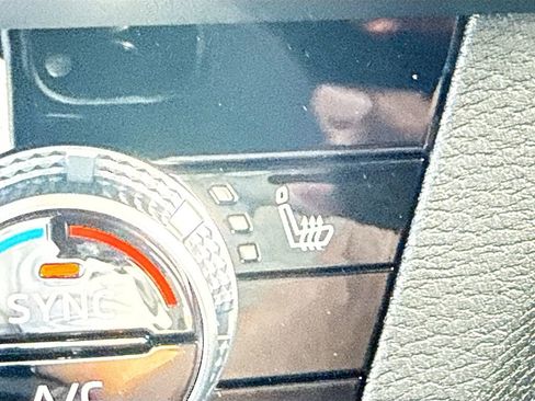 New 2026 Mitsubishi Outlander SE FWD image 21