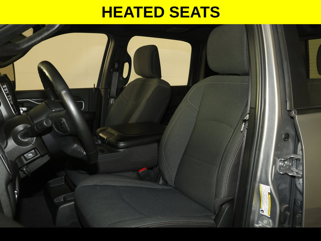 Used 2024 RAM 2500 Big Horn w/ Night Edition AWD/4WD image 3