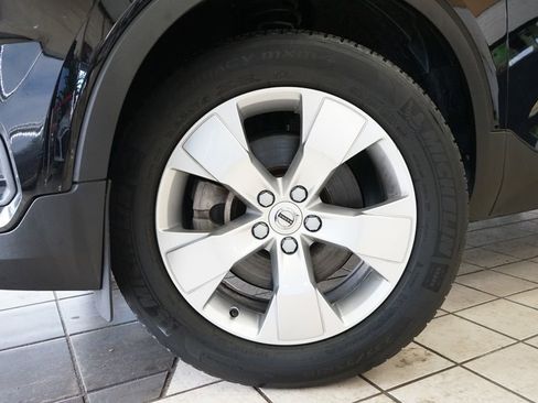 Used 2022 Volvo XC40 T5 Momentum image 53