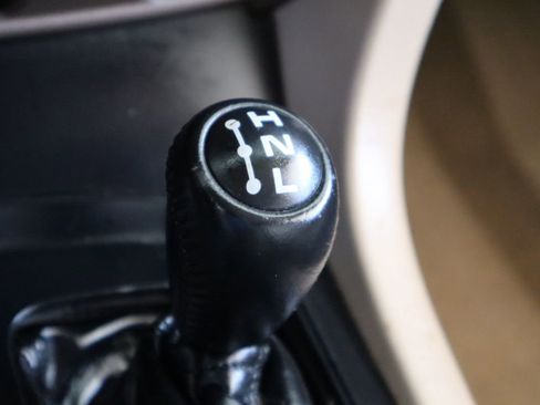 Used 2000 Toyota Land Cruiser image 44