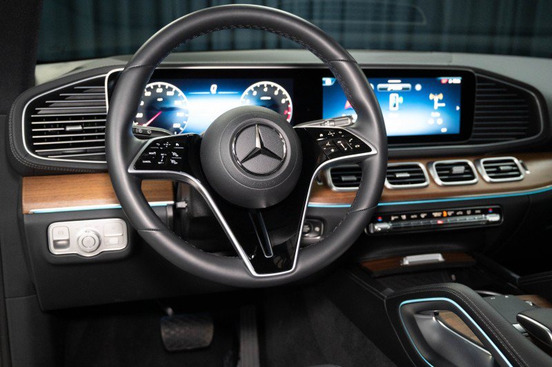 Certified 2026 Mercedes-Benz GLE 350 4MATIC image 17
