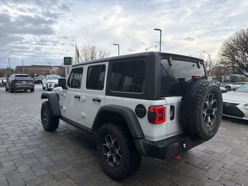 Used 2021 Jeep Wrangler Unlimited Rubicon w/ Steel Bumper Group image 18