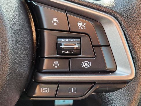 Used 2022 Subaru Crosstrek 2.0i image 17